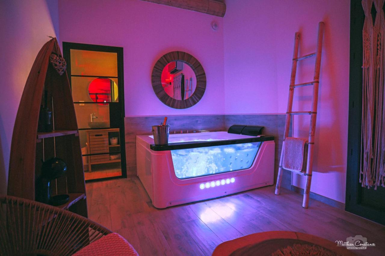 Villa Cocoon - Love Room Cocooning & 50 Nuances Cuges-les-Pins Exterior foto